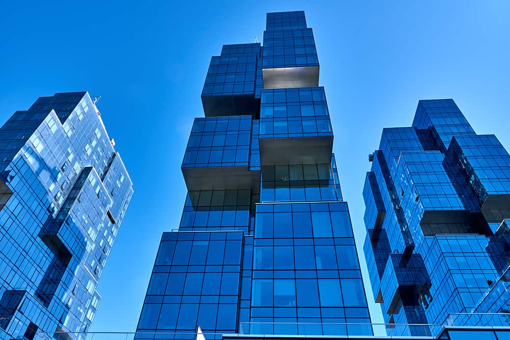 416 and 420 Kent in Brooklyn Showing Cantilevered Bays With Changing Floor Plans