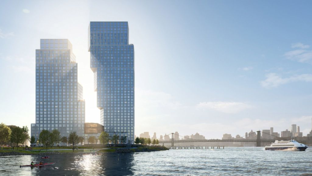 Waterfront Development in Greenpoint Landing Tops Out