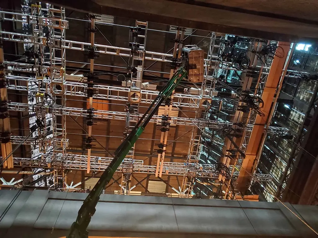 Production Rigging Fly System For TV + Film